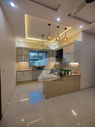 G10/2 14 Marla Ground Portion Ideal Location 3bedrooms (Picture For attraction)