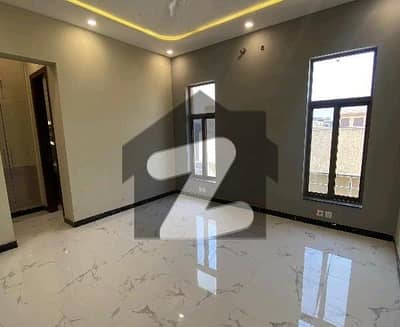 بحریہ ٹاؤن فیز 8 ۔ علی بلاک بحریہ ٹاؤن فیز 8 ۔ سفاری ویلی,بحریہ ٹاؤن فیز 8,بحریہ ٹاؤن راولپنڈی,راولپنڈی میں 3 کمروں کا 7 مرلہ بالائی پورشن 45.0 ہزار میں کرایہ پر دستیاب ہے۔