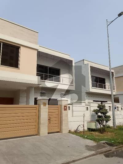Brand New 15 Marla 5 Bed Brig House Urgent For Rent