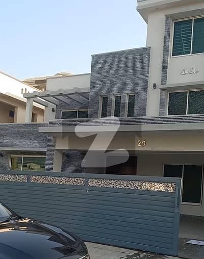 1 Kanal Luxury House For Sale On Prime Location