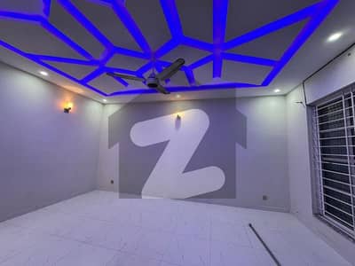 10 Marla Upper Portion Available For Rent