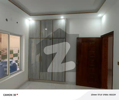 ایڈن بولیوارڈ ہاؤسنگ سکیم کالج روڈ,لاہور میں 2 کمروں کا 5 مرلہ بالائی پورشن 50.0 ہزار میں کرایہ پر دستیاب ہے۔ ایڈن بولیوارڈ ہاؤسنگ سکیم کالج روڈ,لاہور میں 2 کمروں کا 5 مرلہ بالائی پورشن 50.0 ہزار میں کرایہ پر دستیاب ہے۔