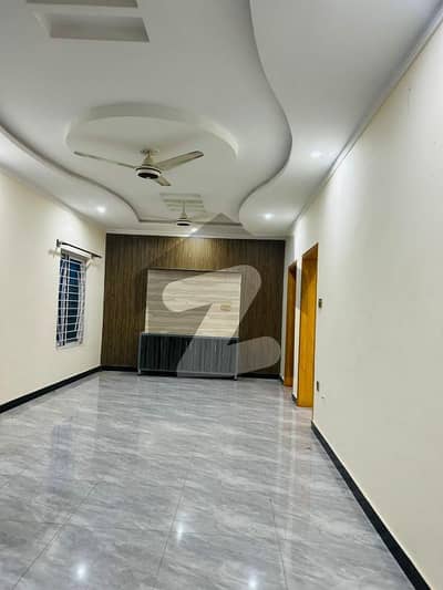 2 Bed Upper Portion For Rent On 7 Marla