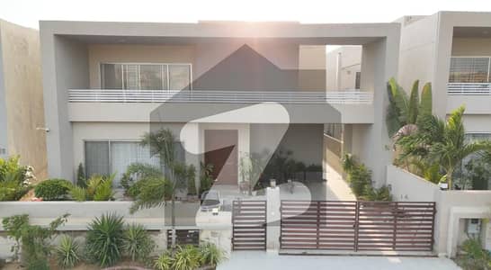 بحریہ پیراڈائز بحریہ ٹاؤن کراچی,کراچی میں 5 کمروں کا 1 کنال مکان 1.05 لاکھ میں کرایہ پر دستیاب ہے۔