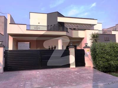 1 Kanal Elegant 4-Bedroom Brig House For Sale In Askari 11, Sector B
