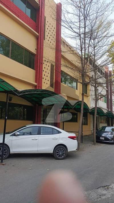 1.5 Kanal Triple Storey Commercial Building On Lytton Road Near Jan Mander Orange Station