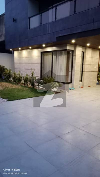 1 kanal luxury house Bahria town phase 4