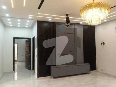 ایڈن بلیوارڈ ایڈن,لاہور میں 2 کمروں کا 5 مرلہ بالائی پورشن 55.0 ہزار میں کرایہ پر دستیاب ہے۔ ایڈن بلیوارڈ ایڈن,لاہور میں 2 کمروں کا 5 مرلہ بالائی پورشن 55.0 ہزار میں کرایہ پر دستیاب ہے۔