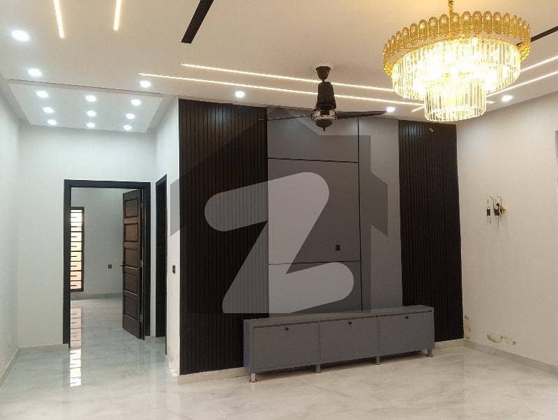 ایڈن بلیوارڈ ایڈن,لاہور میں 2 کمروں کا 5 مرلہ بالائی پورشن 55.0 ہزار میں کرایہ پر دستیاب ہے۔ ایڈن بلیوارڈ ایڈن,لاہور میں 2 کمروں کا 5 مرلہ بالائی پورشن 55.0 ہزار میں کرایہ پر دستیاب ہے۔