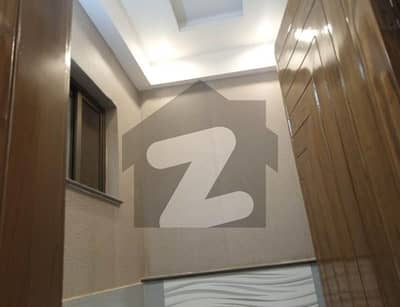 عسکری 11 عسکری,لاہور میں 3 کمروں کا 10 مرلہ فلیٹ 1.1 لاکھ میں کرایہ پر دستیاب ہے۔