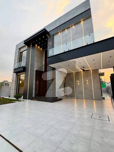 BRAND NEW 10 MARLA FULL MODERN HOUSE FOR RENT IN DHA PHASE 3