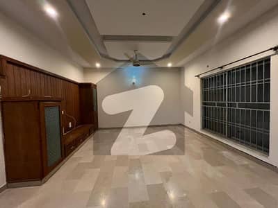 14 Marla Upper Portion Available For Rent G13/3