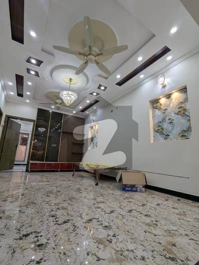 8 Marla Brand New lower Portion For Rent Bahria Orchard Phase 2 Facing Park