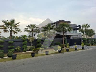 ڈی ایچ اے فیز 7 ڈیفنس (ڈی ایچ اے),لاہور میں 5 کمروں کا 2 کنال مکان 19.5 کروڑ میں برائے فروخت۔