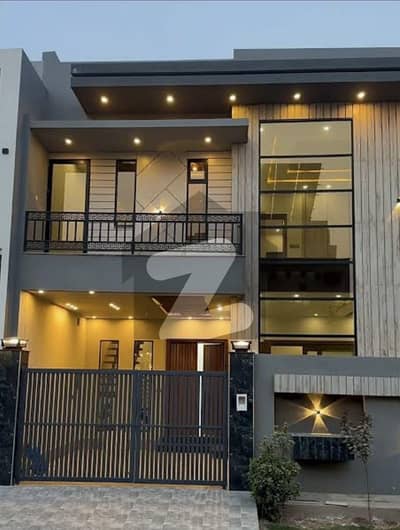 Brand New Modern House With Gas