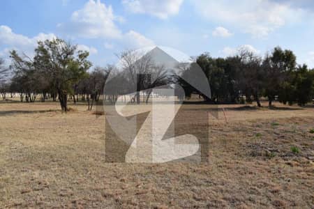 سوئے-اے-اصل روڈ لاہور میں 4 کنال کمرشل پلاٹ 4.0 کروڑ میں برائے فروخت۔