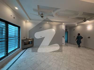 01 Kanal Proper Double Unit Modern Design House For Rent In DHA Phase 5 Block-G Lahore.