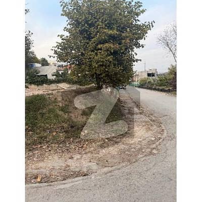 ڈی ایچ اے فیز 2 - سیکٹر بی ڈی ایچ اے ڈیفینس فیز 2,ڈی ایچ اے ڈیفینس,اسلام آباد میں 1 کنال رہائشی پلاٹ 5.6 کروڑ میں برائے فروخت۔