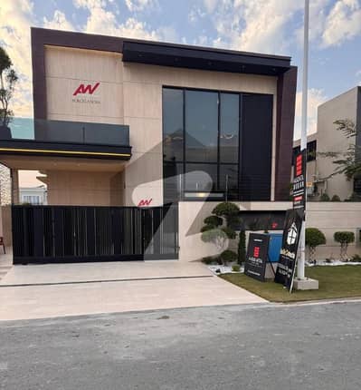 ڈی ایچ اے فیز 7 ڈیفنس (ڈی ایچ اے),لاہور میں 5 کمروں کا 1 کنال مکان 7.3 کروڑ میں برائے فروخت۔ ڈی ایچ اے فیز 7 ڈیفنس (ڈی ایچ اے),لاہور میں 5 کمروں کا 1 کنال مکان 7.3 کروڑ میں برائے فروخت۔