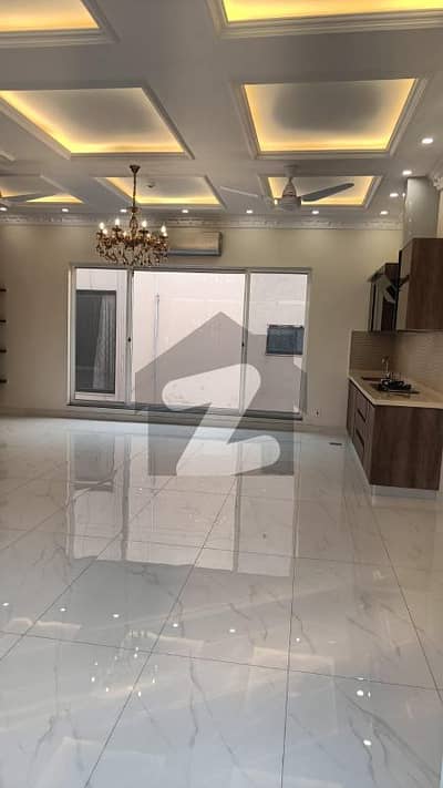 1 Kanal Lower Lock Upper Portion For Rent in DHA Phase 7