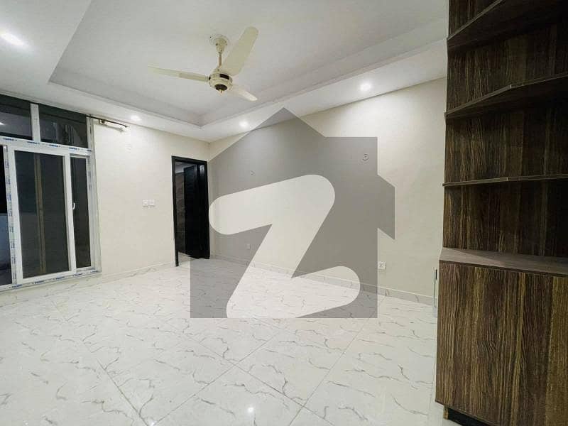 گلبرگ گرینز گلبرگ,اسلام آباد میں 2 کمروں کا 8 مرلہ دفتر 1.2 لاکھ میں کرایہ پر دستیاب ہے۔ گلبرگ گرینز گلبرگ,اسلام آباد میں 2 کمروں کا 8 مرلہ دفتر 1.2 لاکھ میں کرایہ پر دستیاب ہے۔