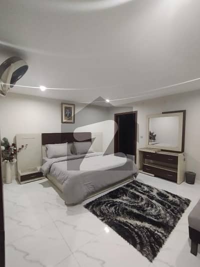 ڈی ایچ اے ڈیفینس فیز 2 ڈی ایچ اے ڈیفینس,اسلام آباد میں 5 کمروں کا 1 کنال مکان 5.5 لاکھ میں کرایہ پر دستیاب ہے۔