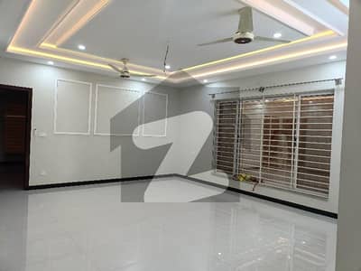 14 Marla Ground Portion Available For Rent