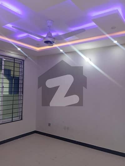 آئی ۔ 11 اسلام آباد میں 3 کمروں کا 4 مرلہ بالائی پورشن 60.0 ہزار میں کرایہ پر دستیاب ہے۔