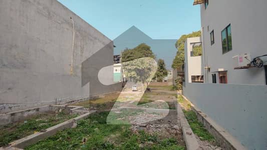 *5 Marla Commercial Plot for Sale* in #Johar_Town_Phase_1, Block F, Lahore