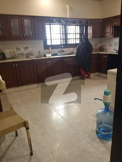 500 yards upper portion for rent in phase 7 Karachi