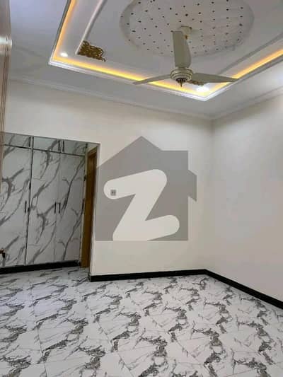 آئی ۔ 11 اسلام آباد میں 5 کمروں کا 4 مرلہ مکان 1.05 لاکھ میں کرایہ پر دستیاب ہے۔