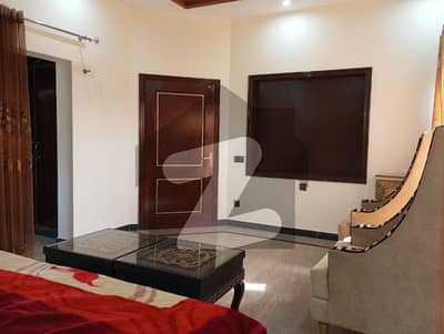 ٹی آئی پی ہاؤسنگ سوسائٹی ۔ فیز2 ٹی آئی پی ہاؤسنگ سوسائٹی,لاہور میں 7 کمروں کا 1 کنال مکان 5.0 لاکھ میں کرایہ پر دستیاب ہے۔