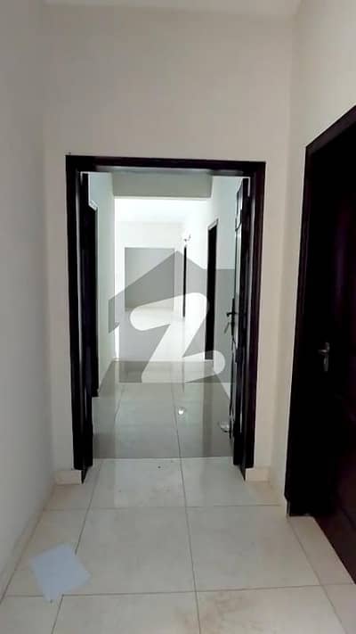 عسکری 11 عسکری,لاہور میں 3 کمروں کا 10 مرلہ فلیٹ 2.86 کروڑ میں برائے فروخت۔