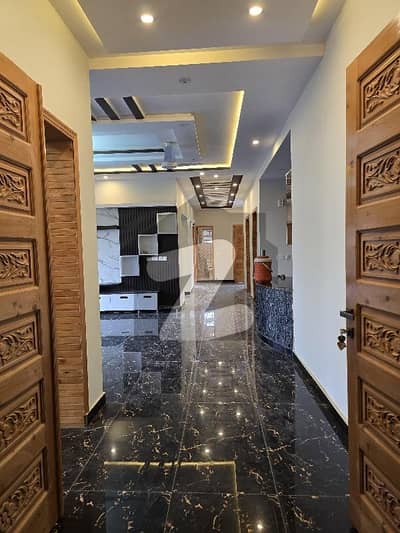 ڈی ایچ اے ڈیفینس فیز 2 ڈی ایچ اے ڈیفینس,اسلام آباد میں 6 کمروں کا 1 کنال مکان 3.0 لاکھ میں کرایہ پر دستیاب ہے۔