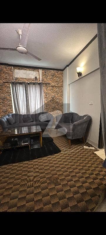 بدر کمرشل ایریا ڈی ایچ اے فیز 5,ڈی ایچ اے ڈیفینس,کراچی میں 3 کمروں کا 6 مرلہ فلیٹ 55.0 ہزار میں کرایہ پر دستیاب ہے۔