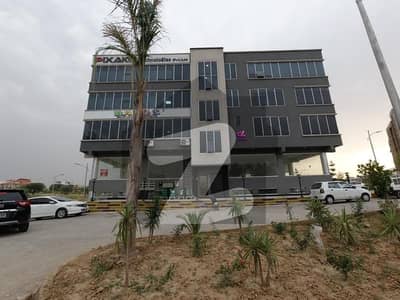 ای ۔ 7 اسلام آباد میں 9 مرلہ عمارت 17.5 ارب میں برائے فروخت۔