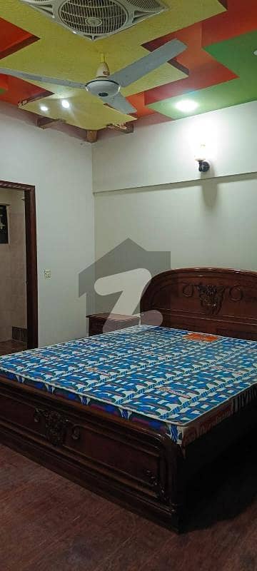 بدر کمرشل ایریا ڈی ایچ اے فیز 5,ڈی ایچ اے ڈیفینس,کراچی میں 4 کمروں کا 8 مرلہ فلیٹ 1.4 لاکھ میں کرایہ پر دستیاب ہے۔