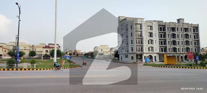 بحریہ انکلیو - سیکٹر سی 1 بحریہ انکلیو,بحریہ ٹاؤن,اسلام آباد میں 8 مرلہ کمرشل پلاٹ 4.55 کروڑ میں برائے فروخت۔