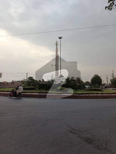 1 KANAL RESIDENTIAL PLOT FOR SALE IN UET SOCIETY BLOCK B COLLEGE ROAD LAHORE
