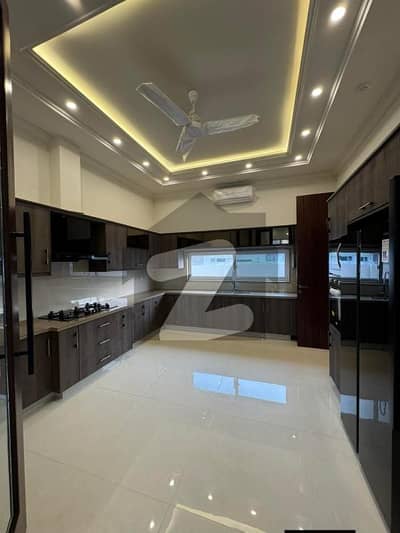 ڈی ایچ اے فیز 5 - سیکٹر بی ڈی ایچ اے ڈیفینس فیز 5,ڈی ایچ اے ڈیفینس,اسلام آباد میں 3 کمروں کا 1 کنال بالائی پورشن 90.0 ہزار میں کرایہ پر دستیاب ہے۔