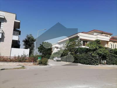 3200 Square Feet Residential Plot Ideally Situated In G-14/3