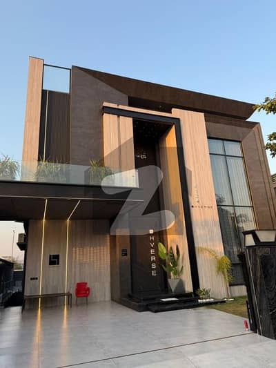 ڈی ایچ اے فیز 6 - بلاک ایچ فیز 6,ڈیفنس (ڈی ایچ اے),لاہور میں 6 کمروں کا 1 کنال مکان 11.25 کروڑ میں برائے فروخت۔