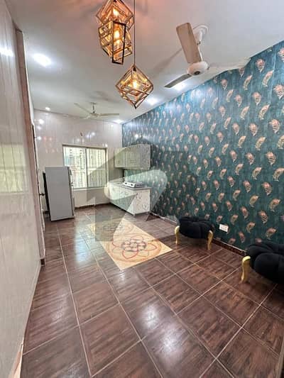 والٹن روڈ لاہور میں 1 کمرے کا 4 مرلہ زیریں پورشن 45.0 ہزار میں کرایہ پر دستیاب ہے۔