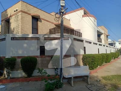 ڈی ایچ اے فیز 6 ڈی ایچ اے ڈیفینس,کراچی میں 5 کمروں کا 1 کنال مکان 6.0 لاکھ میں کرایہ پر دستیاب ہے۔