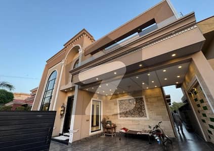 BRAND NEW 1 KANAL MODERN VILLA FOR SALE  NFC Phase 1, Lahore Near Valencia & Wapda Town