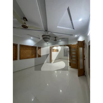 Like New 10 Marla. Solid Construct House For Sale In G13