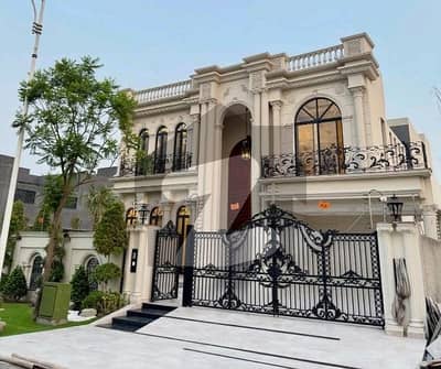 ڈی ایچ اے فیز 7 ڈیفنس (ڈی ایچ اے),لاہور میں 5 کمروں کا 1 کنال مکان 11.0 کروڑ میں برائے فروخت۔