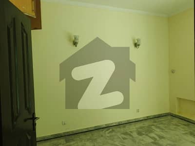 7 MARLA 4 BED HOUSE AVAILABLE FOR RENT IN DHA PHASE 4