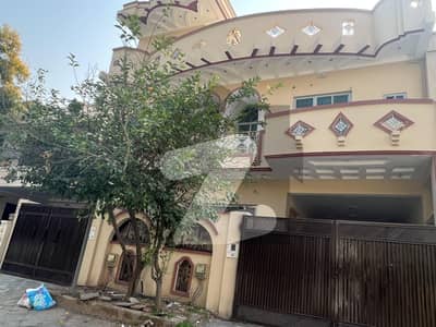 آئی ۔ 8/3 آئی ۔ 8,اسلام آباد میں 3 کمروں کا 12 مرلہ بالائی پورشن 1.55 لاکھ میں کرایہ پر دستیاب ہے۔