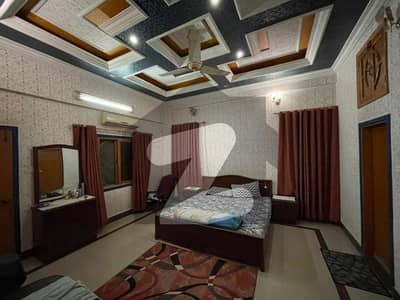 PRIME SILENT COMMERCIAL INDEPENDENT TRIPLE STORY5 10_-ROOM FOR RENT GULSHAN-E-IQBAL BLOCK 1 | MAIN 60 FT ROAD